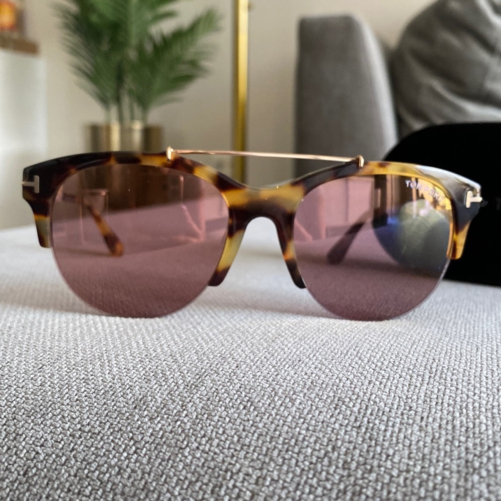 Tom Ford Adrenne (TF517 56Z) Sunglasses